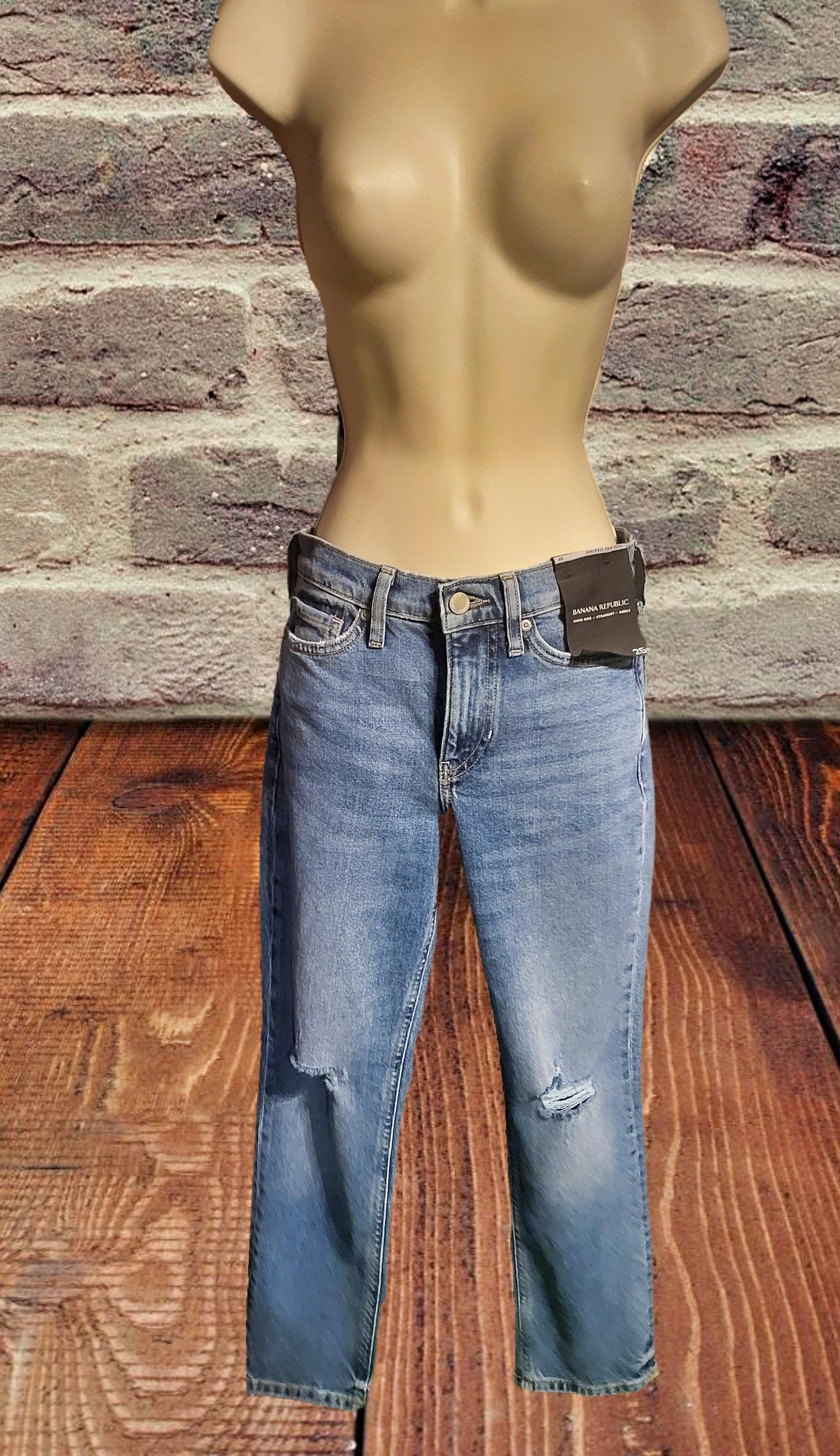 Banana Republic High Rise-Straight-Anke Jean Pants - NWT- Sz 25P