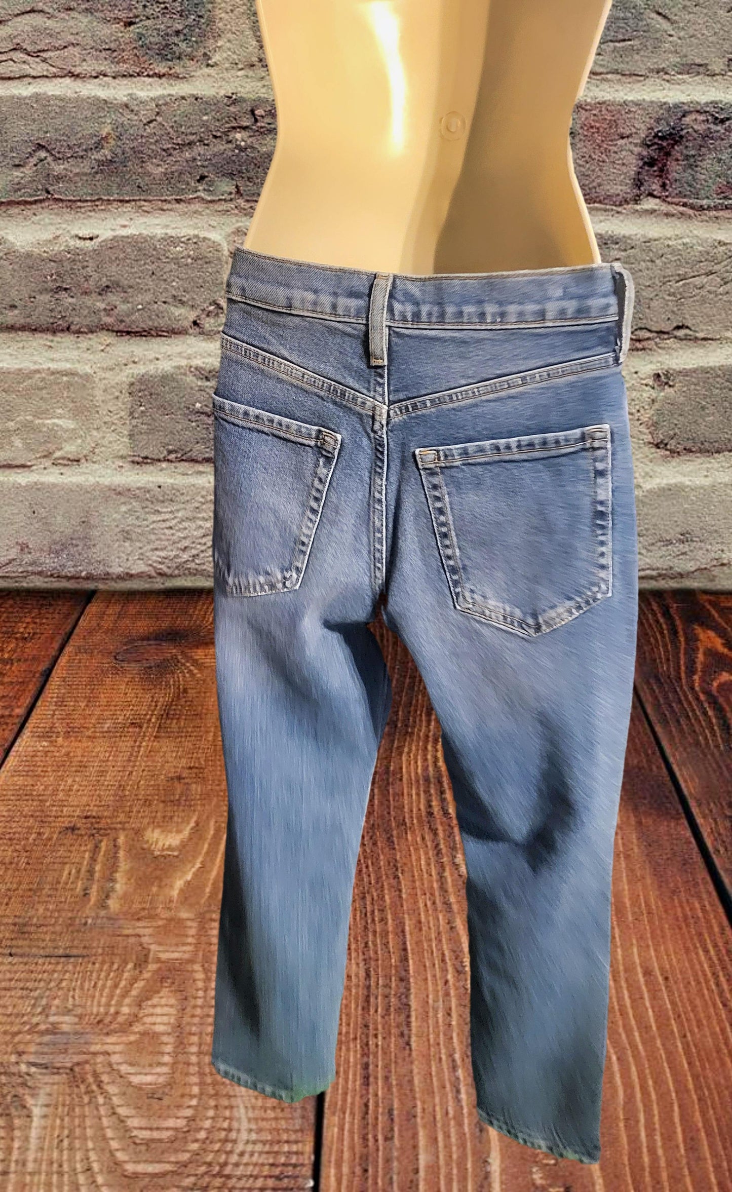 Banana Republic High Rise-Straight-Anke Jean Pants - NWT- Sz 25P