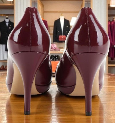 Salvatore Ferragamo Vara Bow Pumps in Burgundy Patent Leather