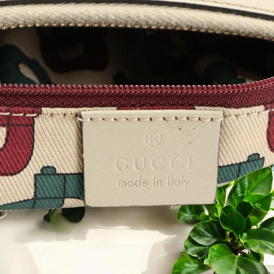 Gucci Off-White Guccissima Abbey D Ring Leather Shoulder Bag