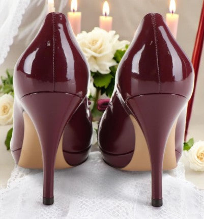 Salvatore Ferragamo Vara Bow Pumps in Burgundy Patent Leather