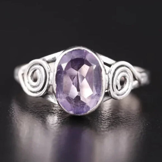 Beautiful Vintage Sterling Amethyst Ring-56570