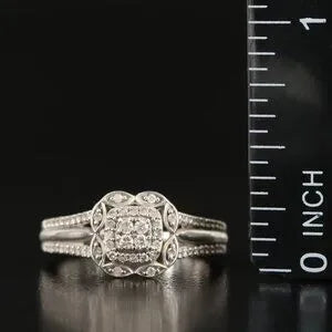 Beautiful Vintage - Sterling 0.25 CTW Diamond Ring