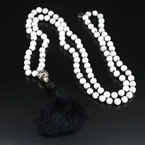 Beautiful Vintage Magnesite Tassel Necklace