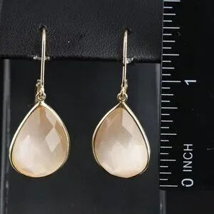 Beautiful Vintage Cream Sterling Cat's Eye Drop Earrings - 74692